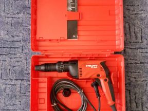 Профессиональный электрический шуруповерт Hilti