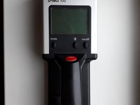 Детектор bosch D-tect 100