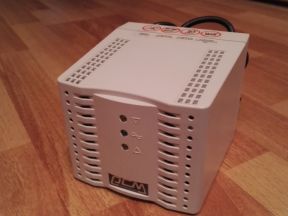 Стабилизатор напряжения powercom TCA-1200