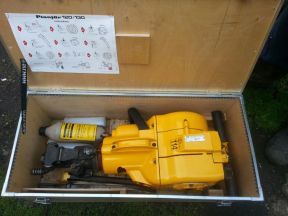 Atlas Copco Pionjar 120 AV Бензомолот-перфоратор