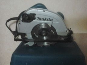 Циркулярка-столешница makita 5704 Р