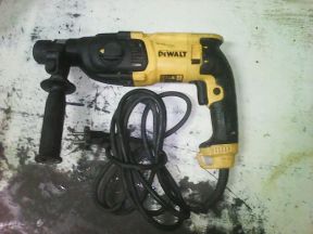 Перфоратор dewalt