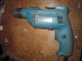 Дрель Makita 6408