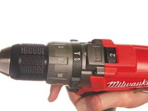 Milwaukee M12 CDD-202C профессиональный шуруповерт