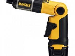 Аккумуляторная отвертка DeWalt