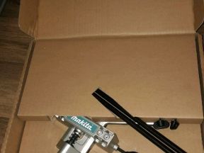 Фрезер makita RP 2300 FC