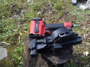 Гвоздевой пистолет Yoshi CRN45 (кровельный)