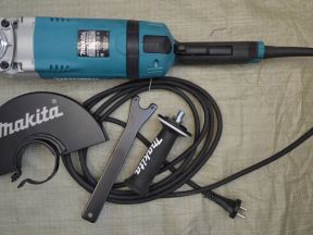 Болгарка ушм Makita GA 9040 SF01 новая