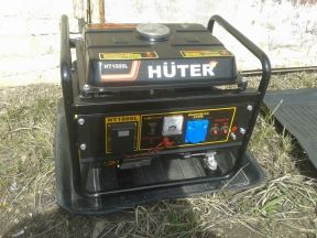 Бензиновый генератор Huter HT1000L