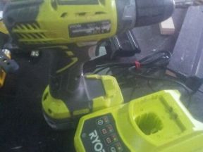 Шуруповерт Ryobi