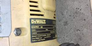 Отбойный молоток dewalt D25901