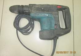 Перфоратор Makita HR 4001 C