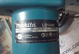 Торцовочная пила Makita LS 1440