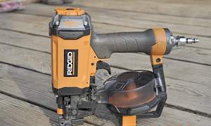 Кровельный нейлерRidgid Coil Roofing Nailer бу