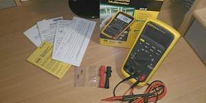 Цифровой мультиметр fluke 83V