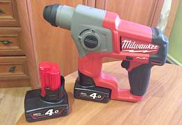 Milwaukee M12 CH-402C