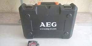 Шуруповерт AEG