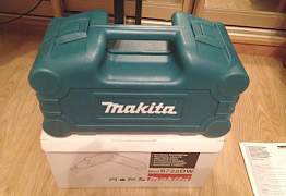 Аккумуляторная отвертка "Makita 6722DW"