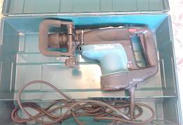 Профессиональный перфоратор "Makita" HR 4001C