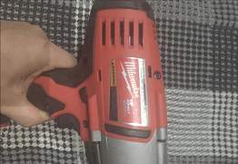 Импульсный гайковерт Milwaukee m18