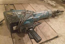 Продам Отбойный молоток Makita 1801