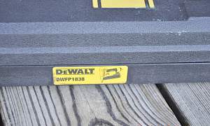 Степлер Dewalt18Gauge Нейлер Деволт 16га бу