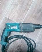 Перфоратор Makita hr2470