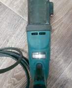 Перфоратор Makita hr2470