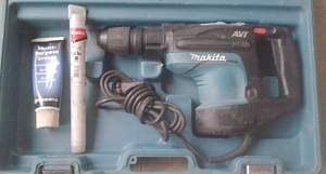 Перфоратор makita HR4010C