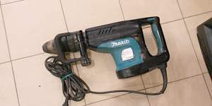 Отбойный молоток makita HM1203C