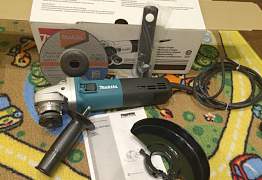 Угловая шлифмашина Makita 9566C