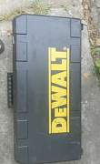 Отб.молоток dewalt 25900k