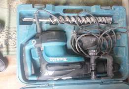 Перфоратор б/у makita hr 5211 c + Комплект буров