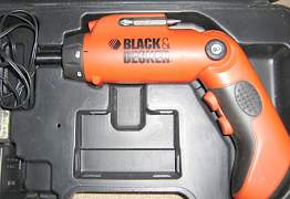 Аккумуляторная реверсивная отвёртка BlackDecker