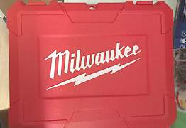 Шуруповёрт Milwaukee 2606-22ст