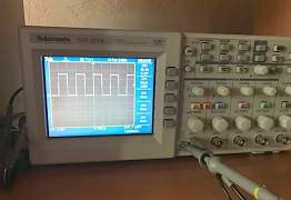 Осциллограф Tektronix TDS2014