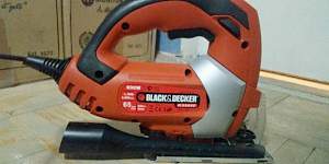 Электролобзик BlackDecker