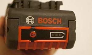 Аккумулятор Bosch Li-Ion (18 В) новый