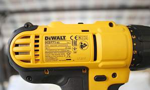 Шуруповерт DeWalt DCD771 Новый