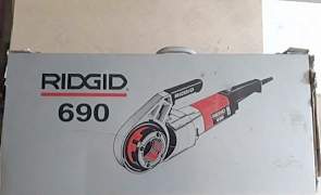 Электрический резьбонарезной клупп ridgid 690