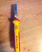 Продам Плоскогубцы с изолированными ручкам Knipex