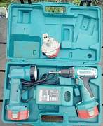 Шуруповерт makita +3 акумулятора