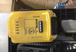 Шуруповёрт Dewalt DCD 796D2 BT