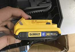 Шуруповёрт Dewalt DCD 796D2 BT