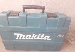 Перфоратор Makita HR5210C