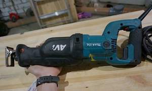 Cабельная пила Makita JR3070CT