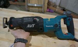 Cабельная пила Makita JR3070CT