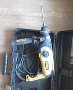 Перфоратор Dewalt 3.4Дж