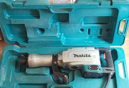 Бетонолом Makita HM 1304