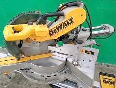 Пила DeWalt 780